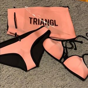 Triangl bikini